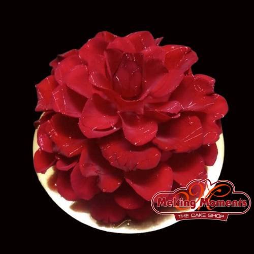 Original Rose Shape Design Cake
