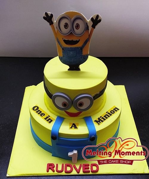 Minion Theme Cakee